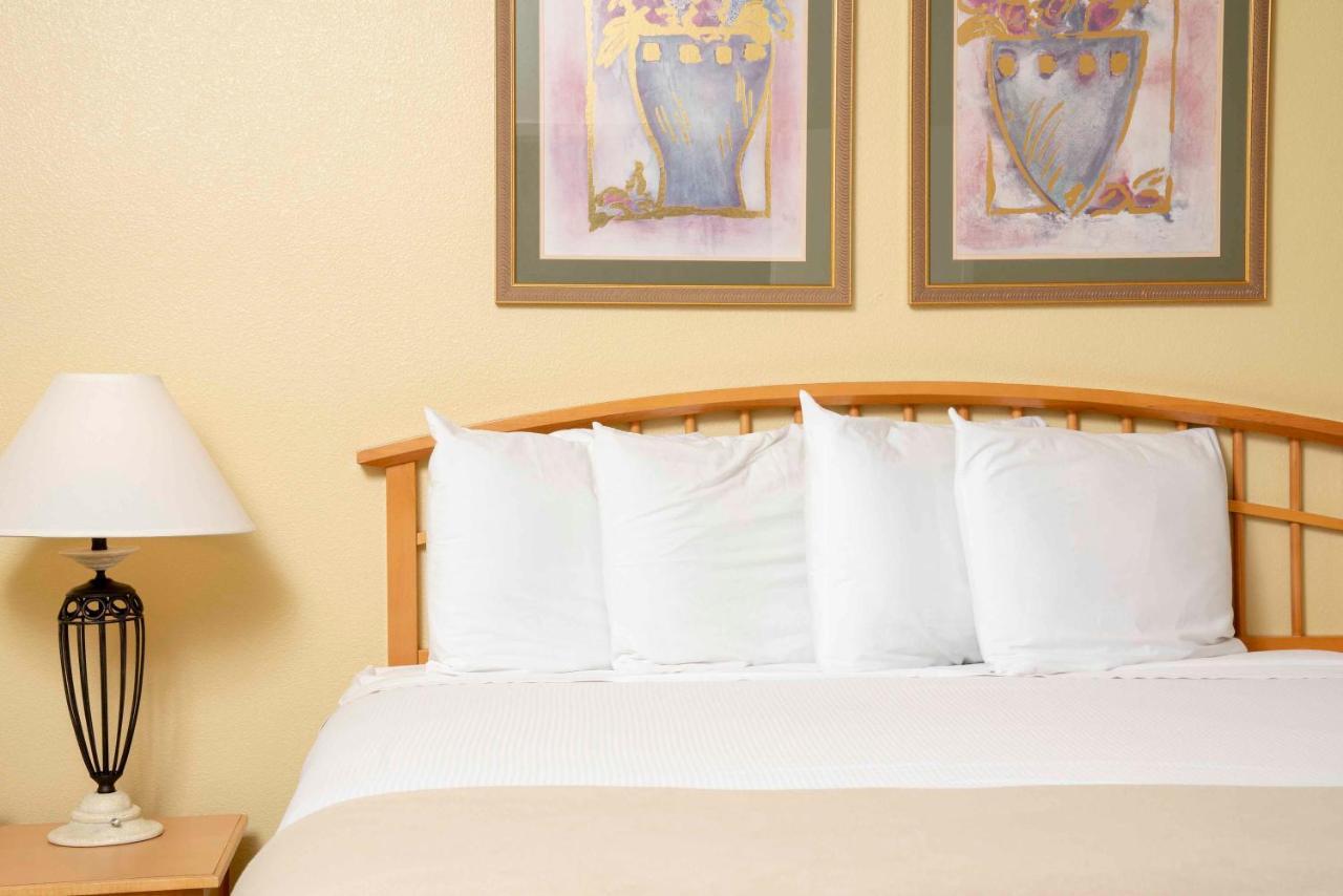 קת'דרל סיטי Raintree'S Cimarron Golf Resort Palm Springs מראה חיצוני תמונה